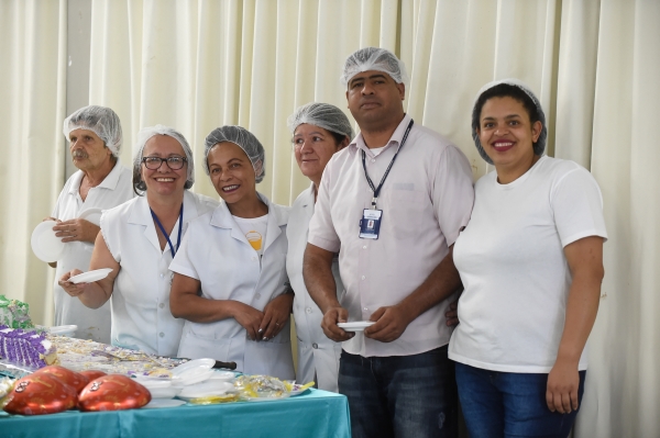 Restaurante Popular do Taboão celebra cinco anos com bolo de 100 Kg 2