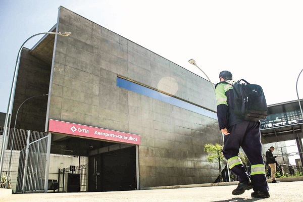 MOVIMENTAÇÃO NAS ESTAÇÕES DA CPTM.