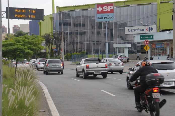 transito-guarulhos foto nicollas ornelas