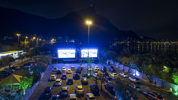 COVID19 DRIVE IN, RIO