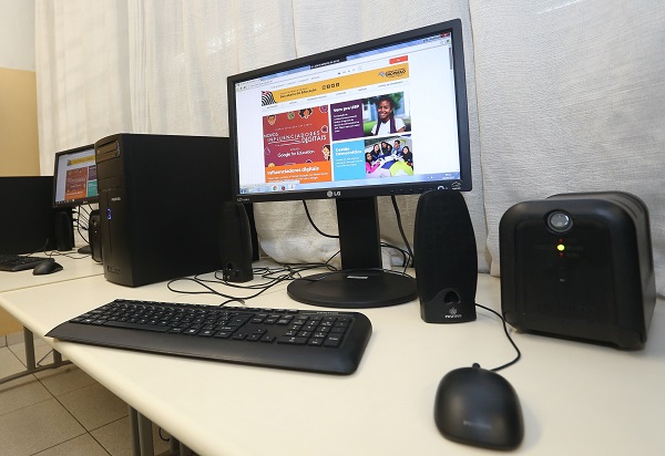 Estado recebe 91 mil computadores para a rede estadual de ensino.