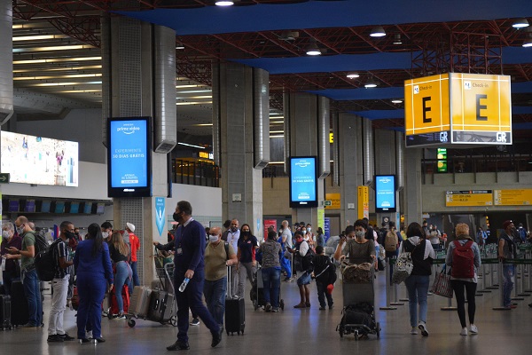 AEROPORTO DE GUARULHOS MOVIMENTAÇÃO